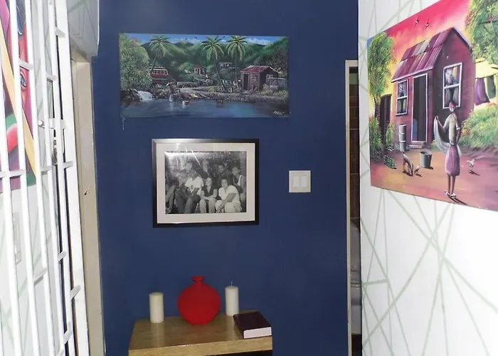 The Biltons - 6 Min From Airport- A/c In Montego Bay