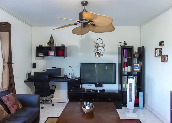 The Biltons - 6 Min From Airport- A/c In * Montego Bay