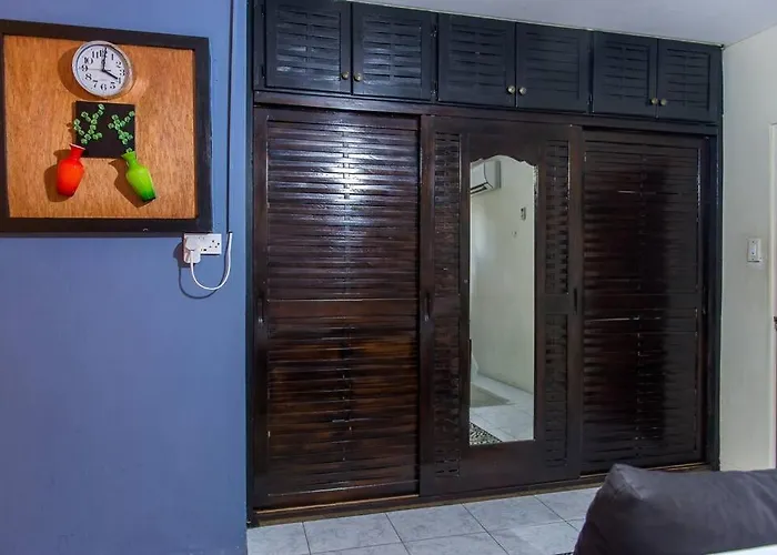 The Biltons - 6 Min From Airport- A/c In Apartment *